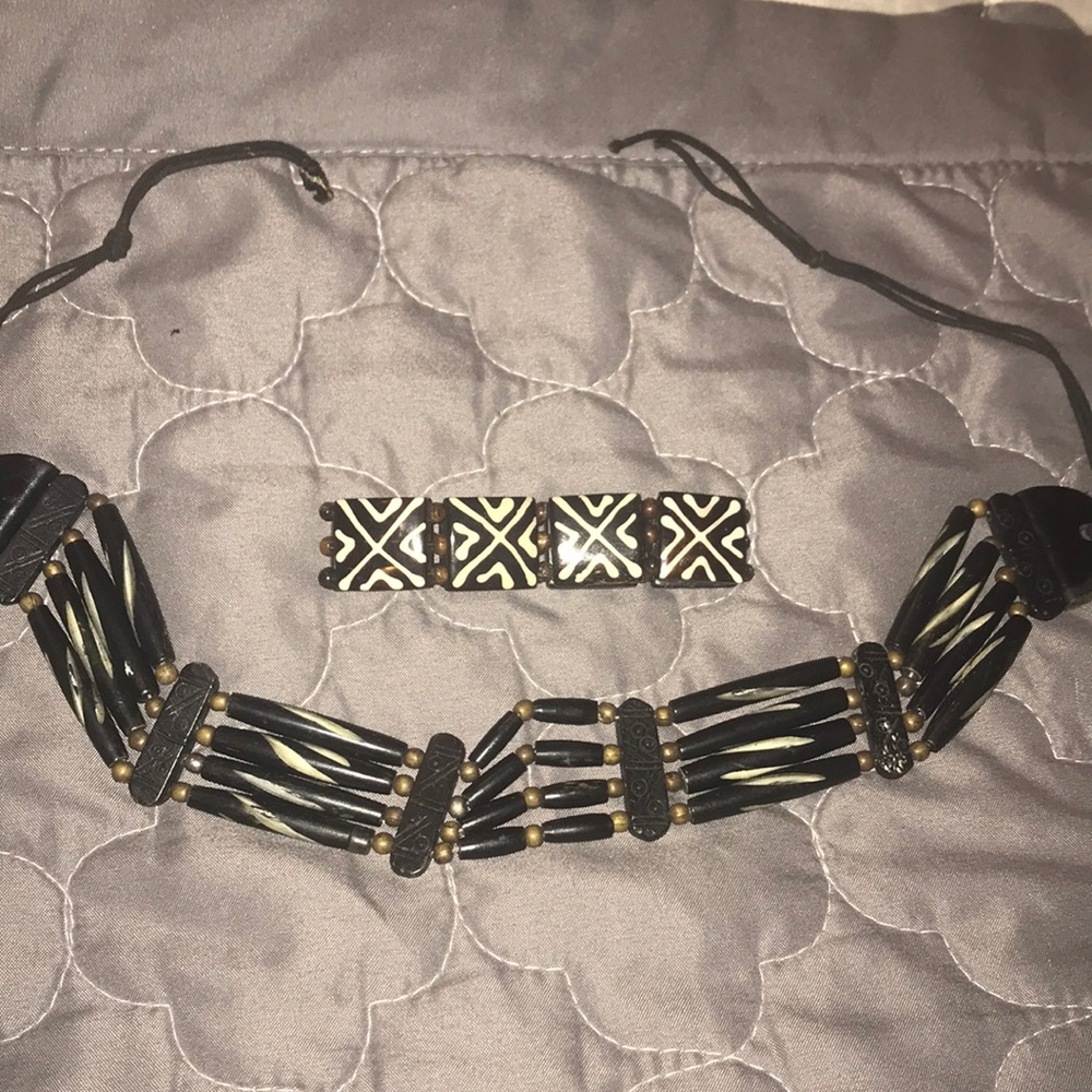 Ethnic choker necklace and bracelet